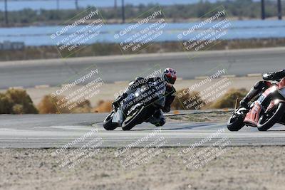 media/Nov-16-2025-Race Pace (Sun) [[8c5fa54630]]/Verified Riders/3-Turn 14 (1045am)/